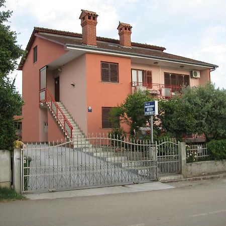 Apartments Adelita Porec Exterior photo