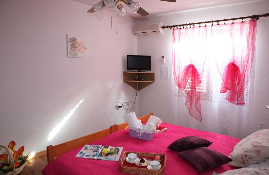 Apartments Adelita Porec Exterior photo